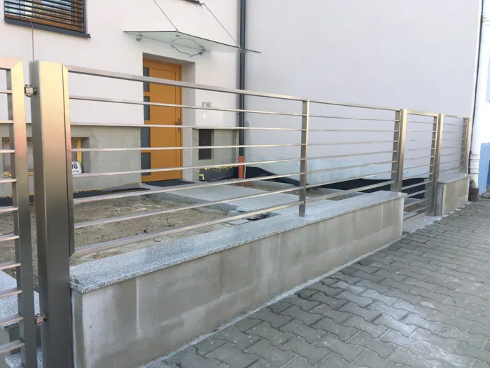 Zakázková kovovýroba Valouch – brána či branka č. 14