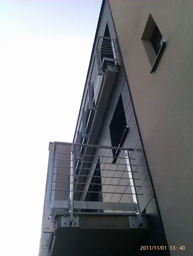 Zakázková kovovýroba Valouch – zábradlí č. 98
